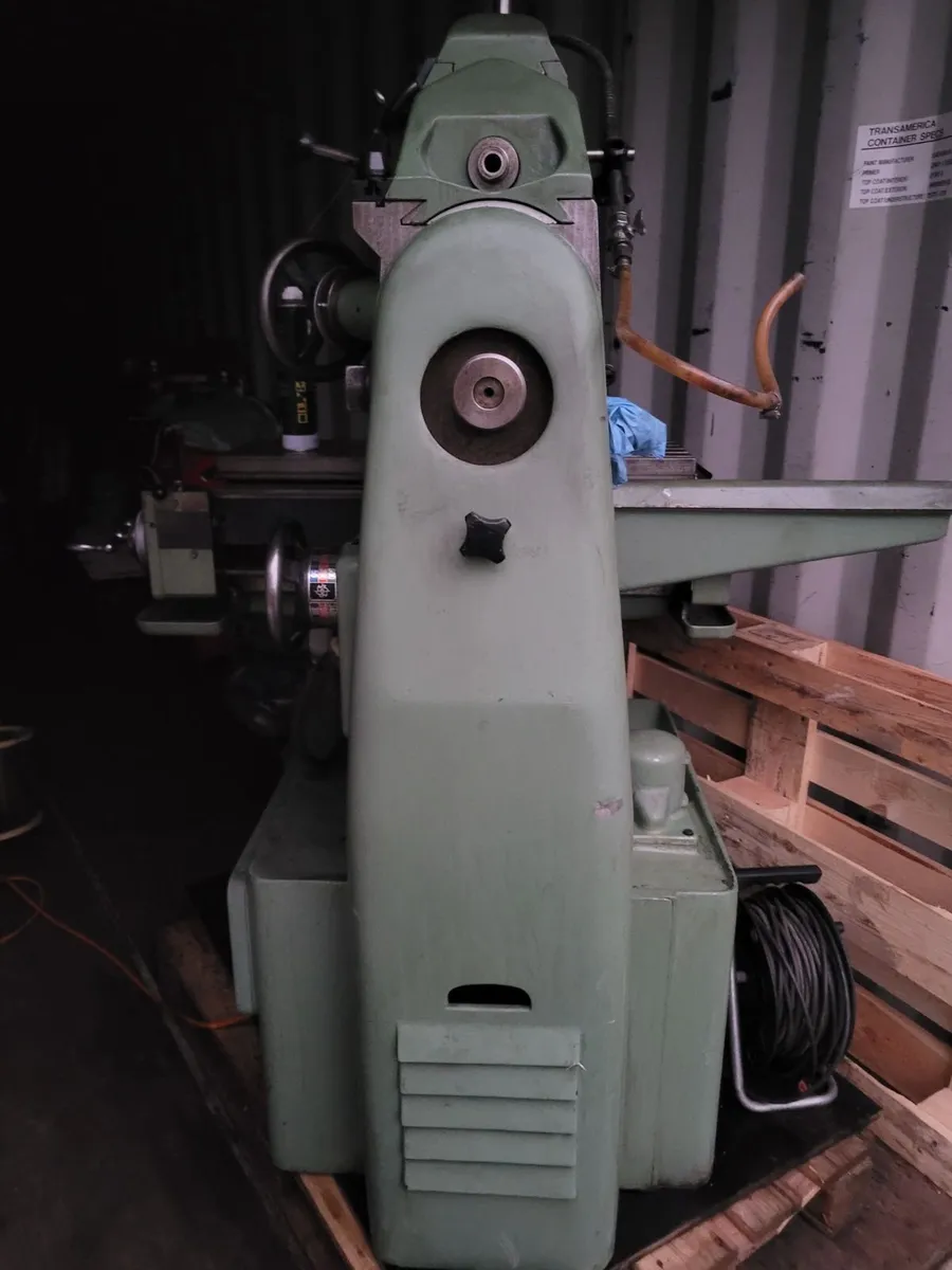 Aciera F4 universal milling machine - Image 3