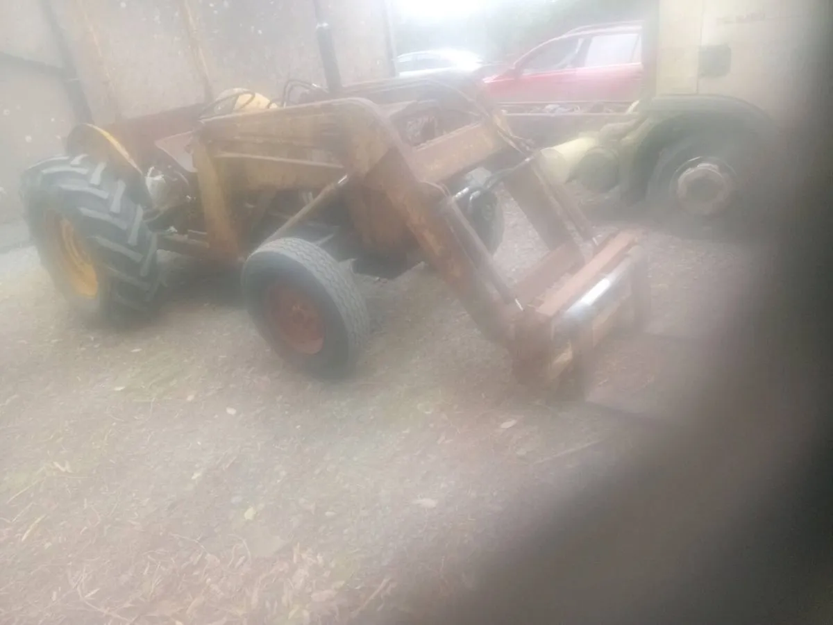 Digger massey 35 - Image 2