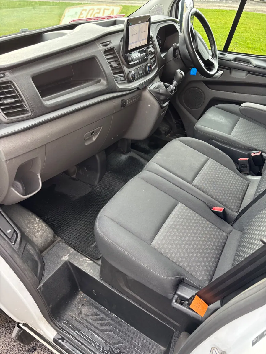 2022 Ford Transit Custom 300 Trend LWB - Image 2
