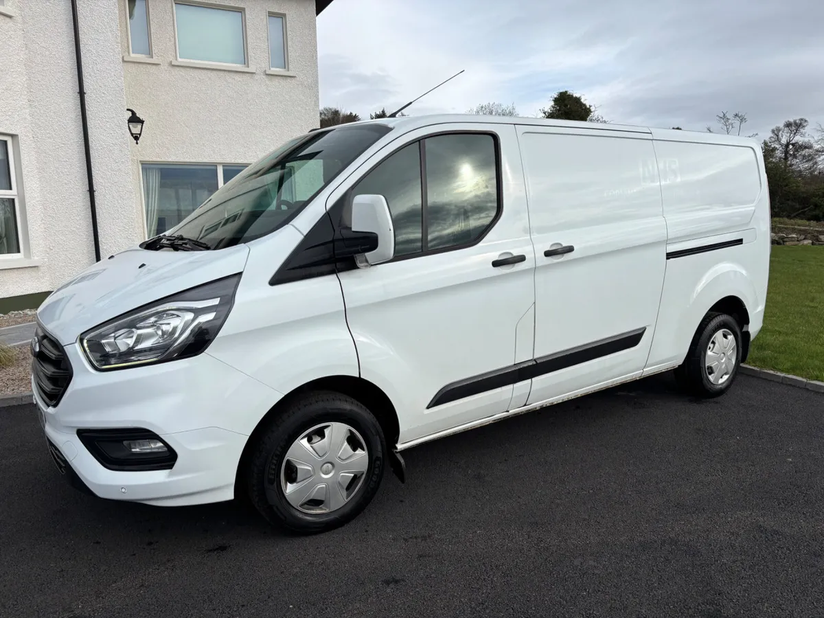 2022 Ford Transit Custom 300 Trend LWB - Image 3