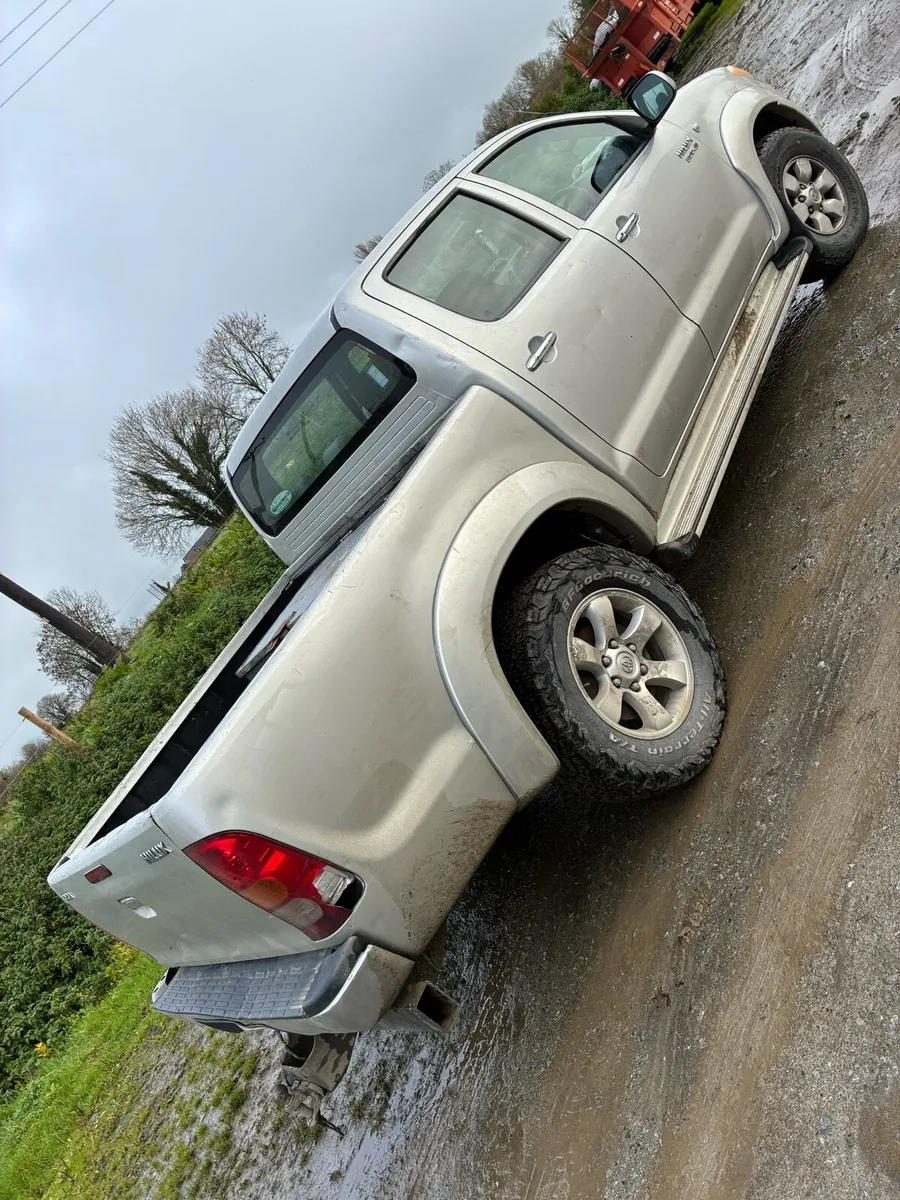 Toyota hilux - Image 1
