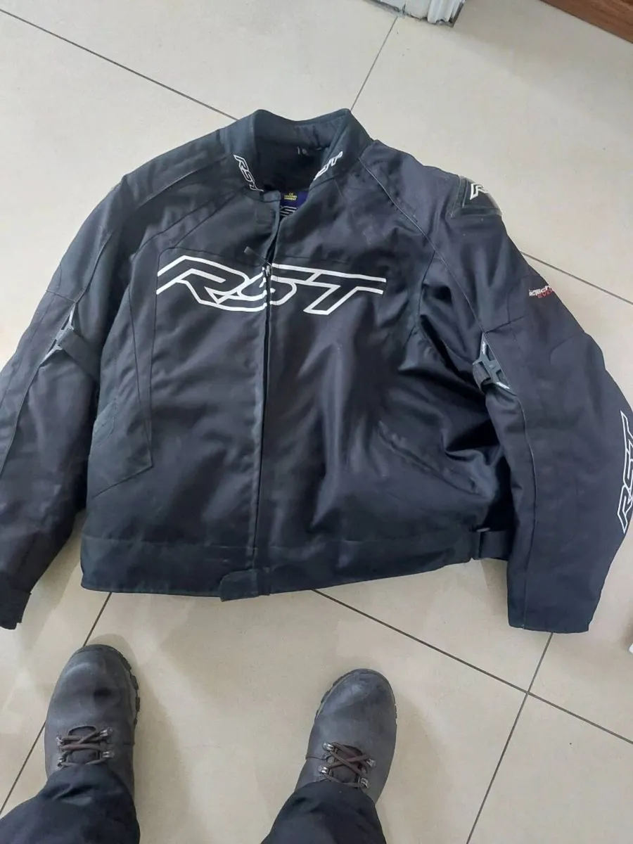 Bikers jacket - Image 1