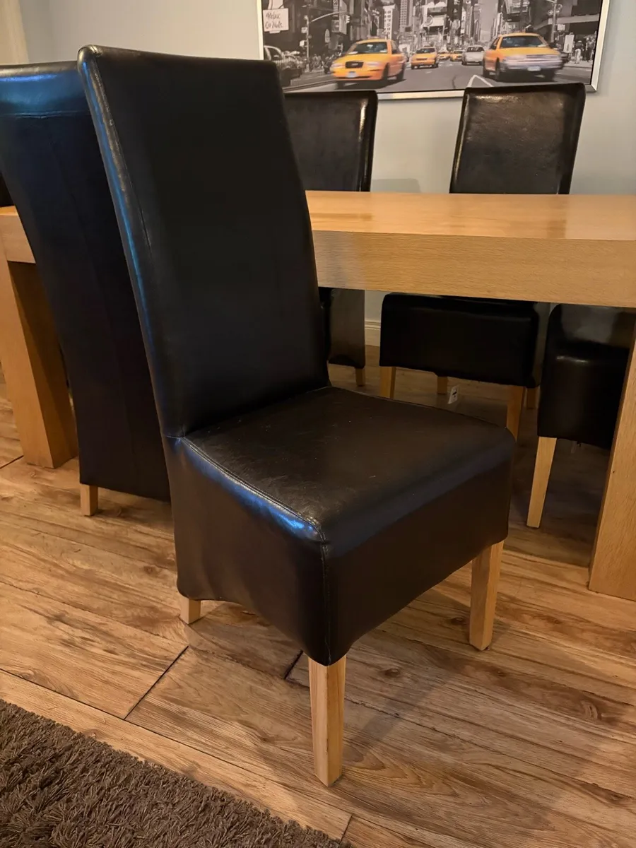 Dining room table and chairs - Image 2