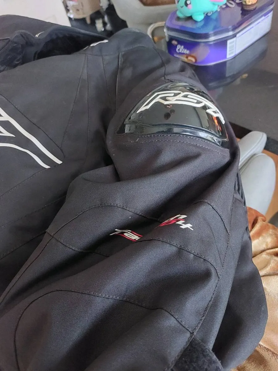 Bikers jacket - Image 2