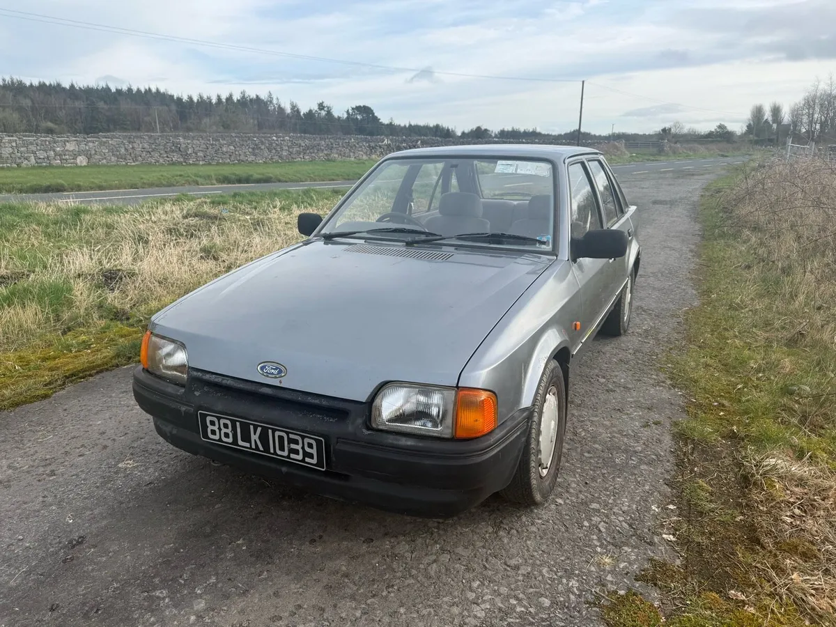 Ford Escort Mk4 - Image 2