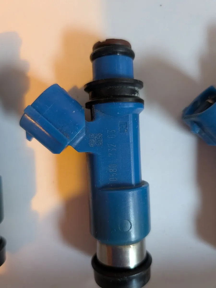 Subaru Impreza WRX/STI Fuel Injectors - Image 2