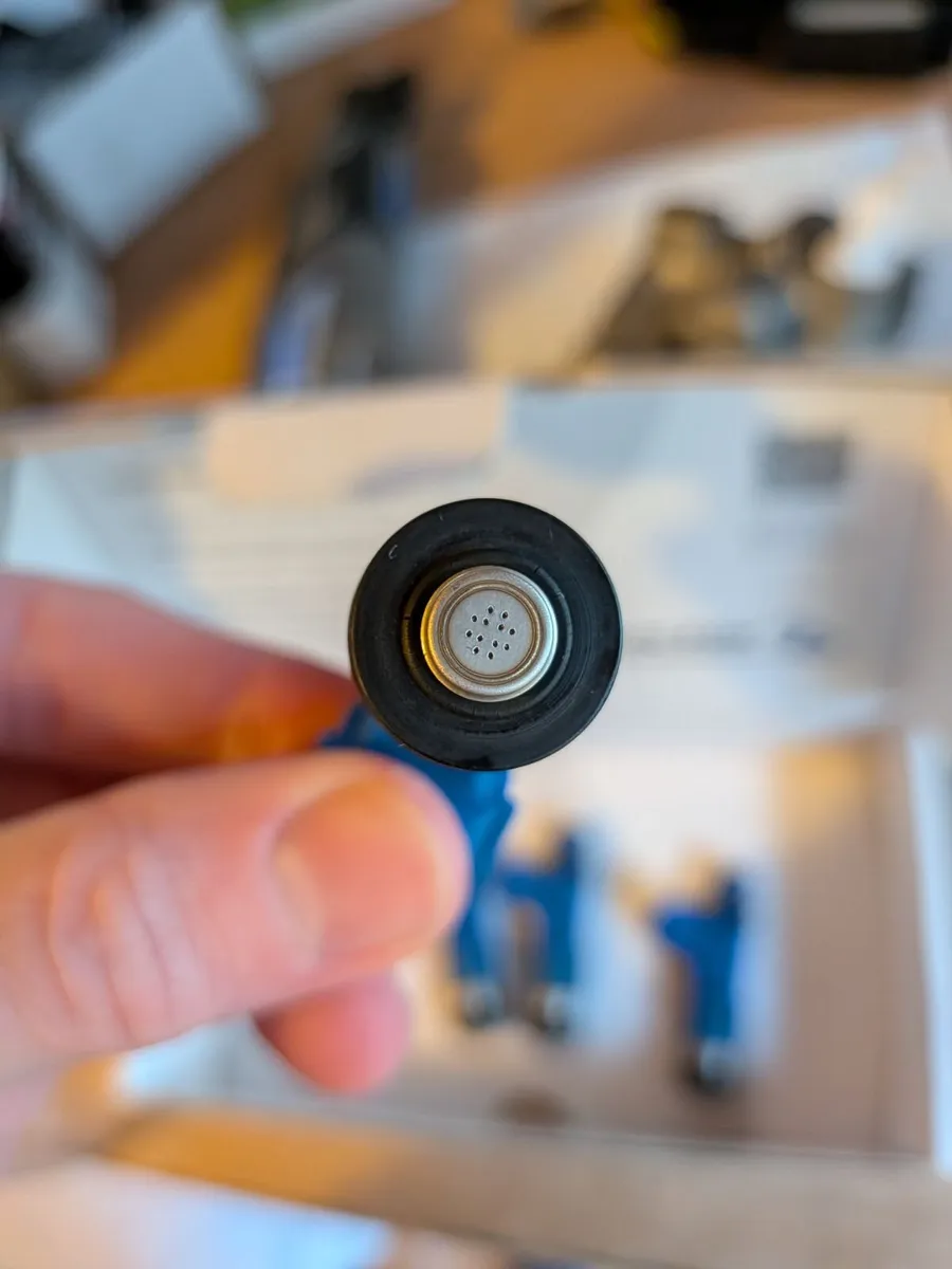 Subaru Impreza WRX/STI Fuel Injectors - Image 4