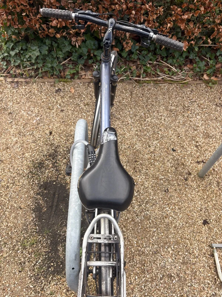 Trekking / urban bicycle - Image 4