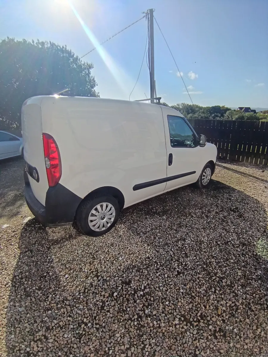 Vauxhall Combo 2015 135k - Image 4