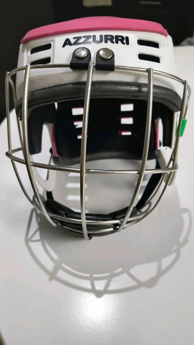 Azzurri Hurling Helmet - Image 3