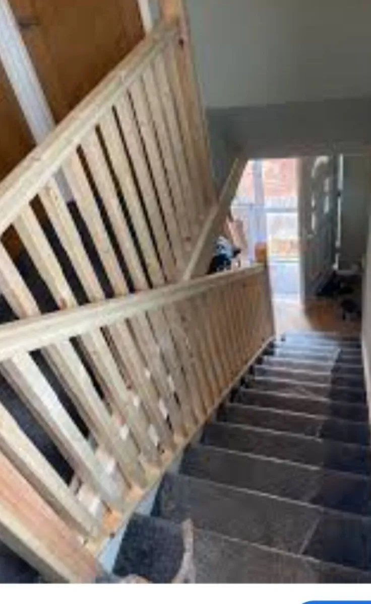 Carpentry  wall cladding  floors - Image 2