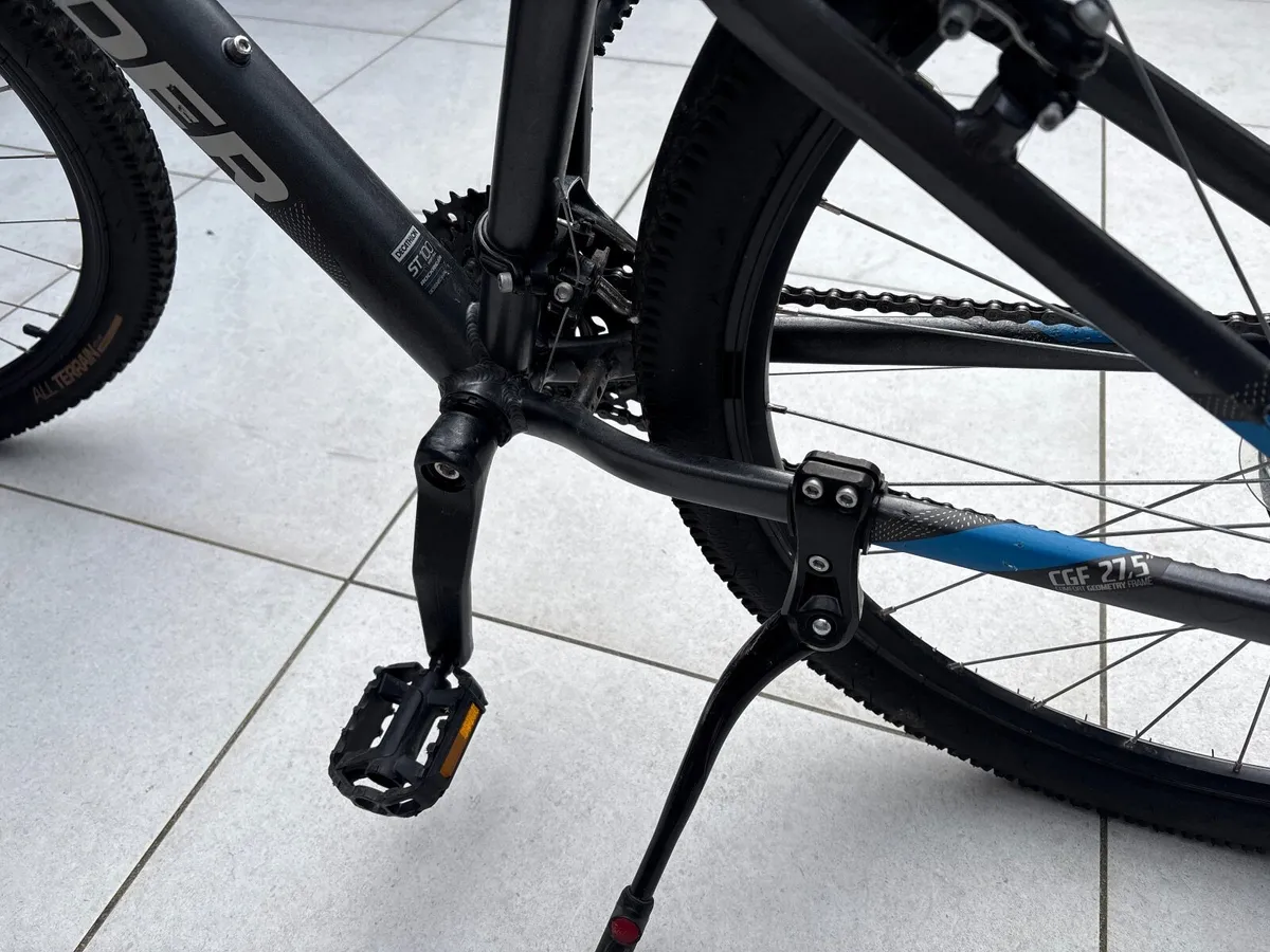 ROCKRIDER ST100 Sport Trail Mountain Bike - Image 4