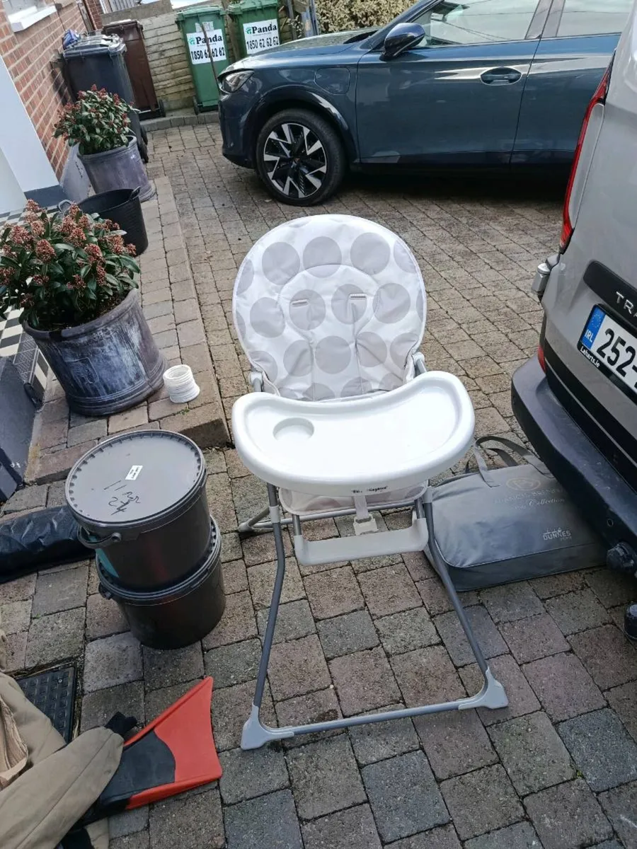 Baby high chair - Image 2