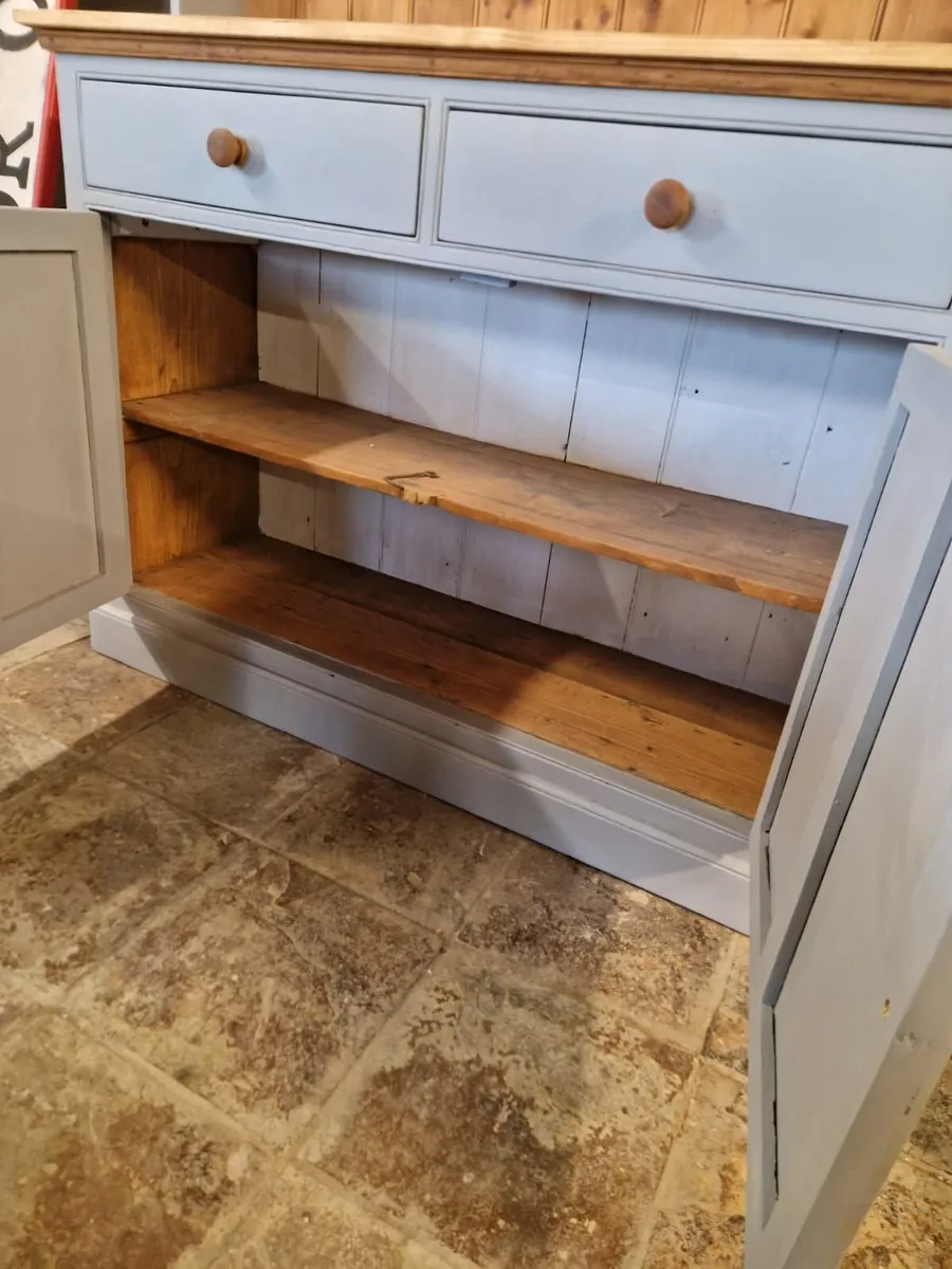 Victorian pine dresser, cupboard, low top - Image 3