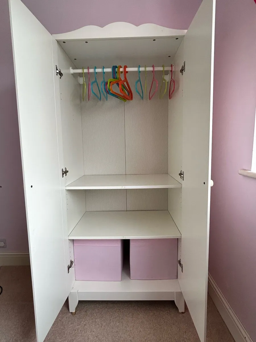 Nursery furniture - Image 2