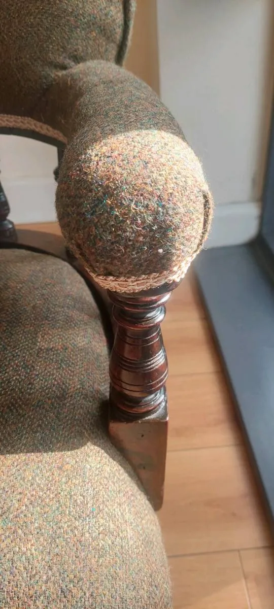 Victorian Tub Chair - Image 2