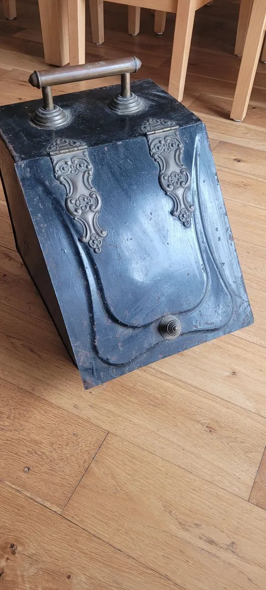 Coal scuttle - Image 1