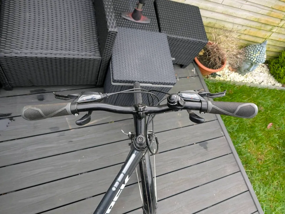 Trek FX ladies bike for sale - Image 4