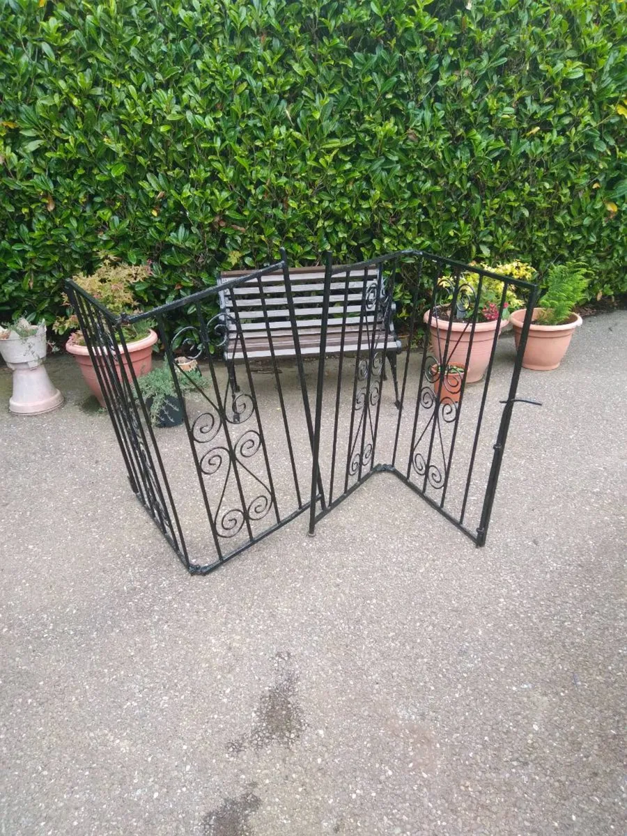 Folding gates - Image 2