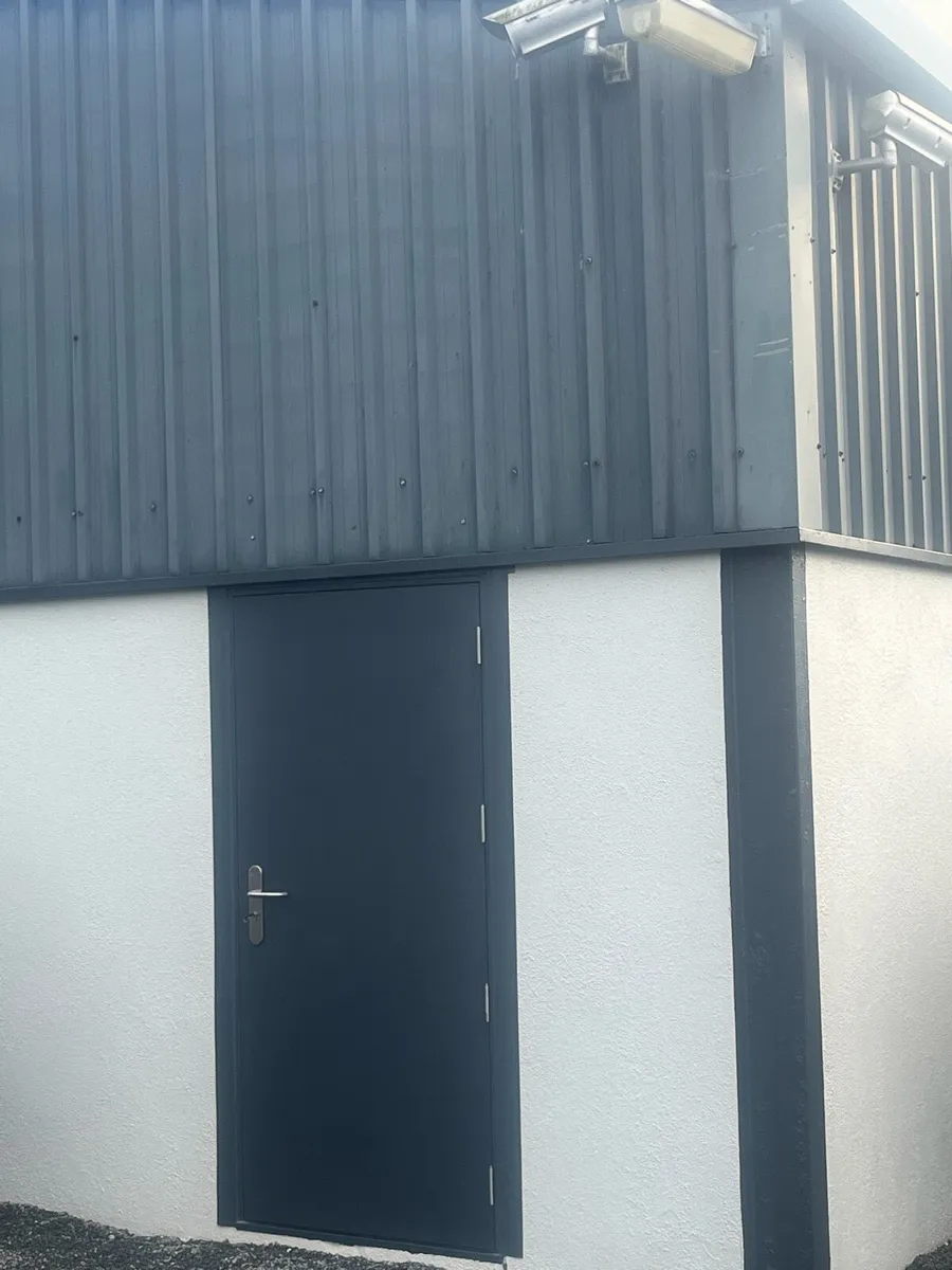 Self contained OFFICE  , STUDIO, STORE - Image 2