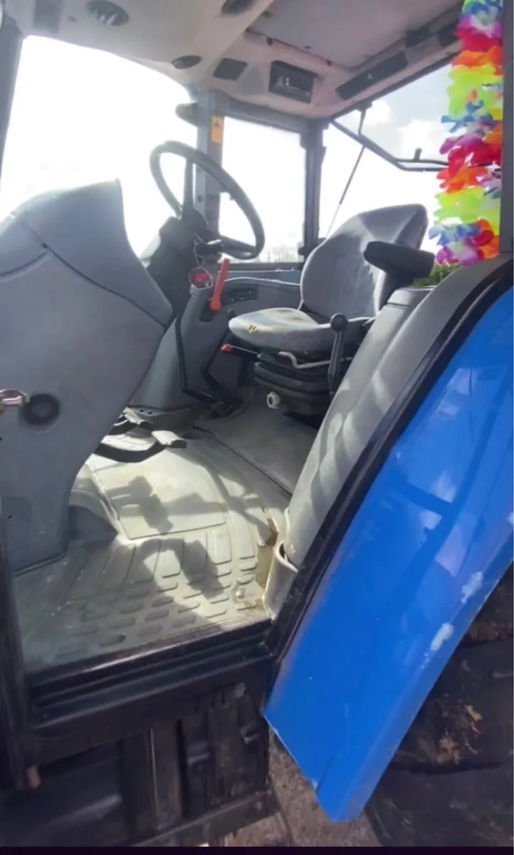 New Holland TL 100A - Image 4