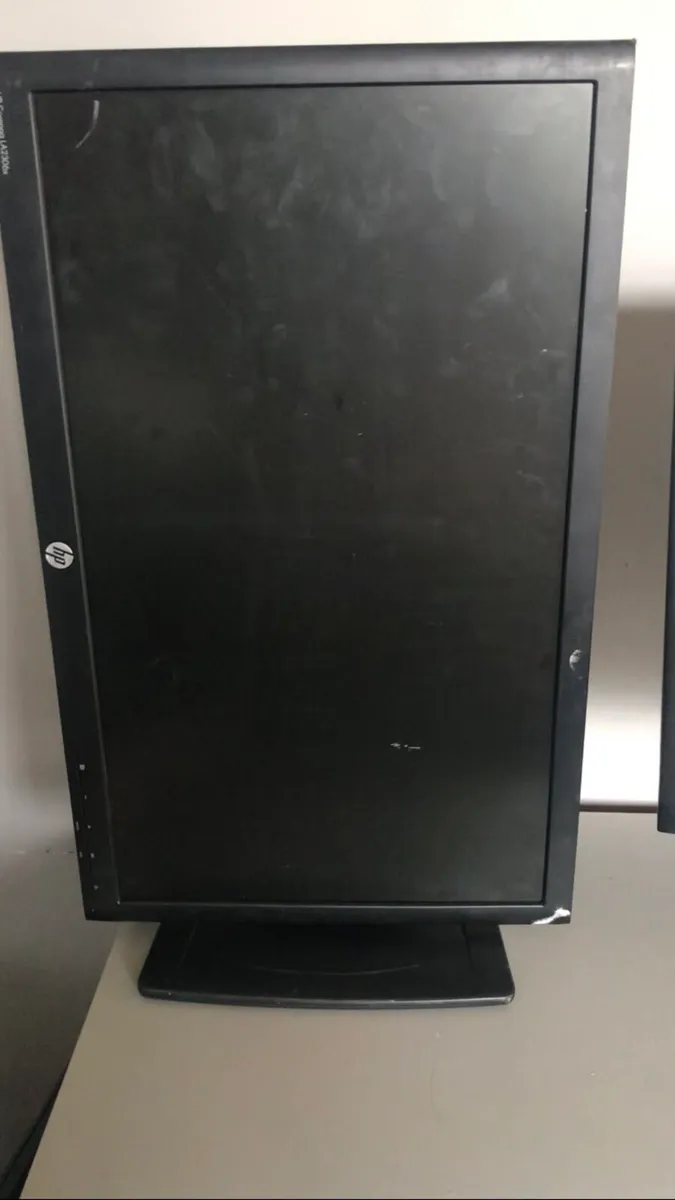 Hp computer monitors - Image 1