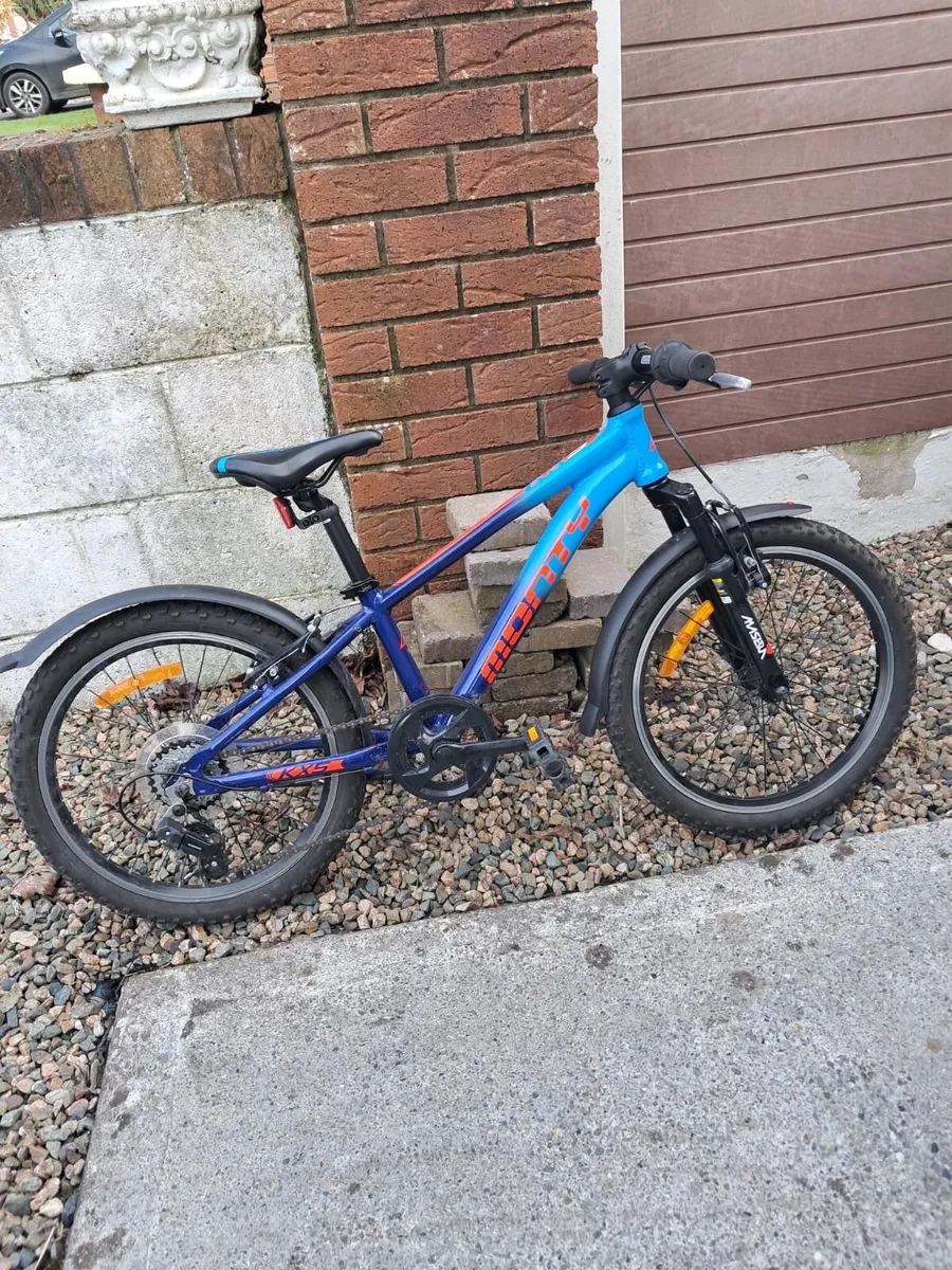 Childrens bikes, go cart  and flickers - Image 1