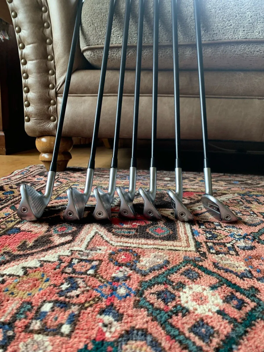 Ping g700 irons - Image 2