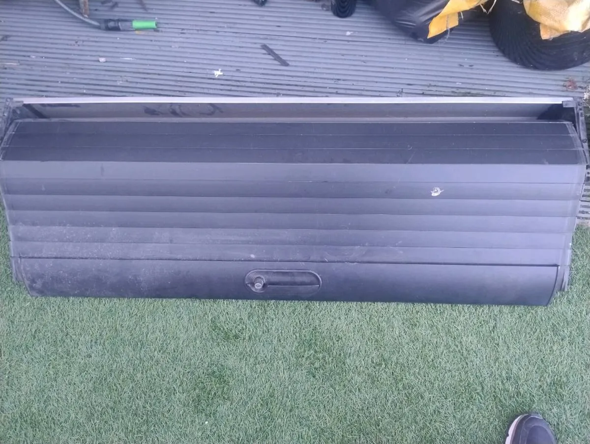 Mitsubishi L200 mountain top roller - Image 4