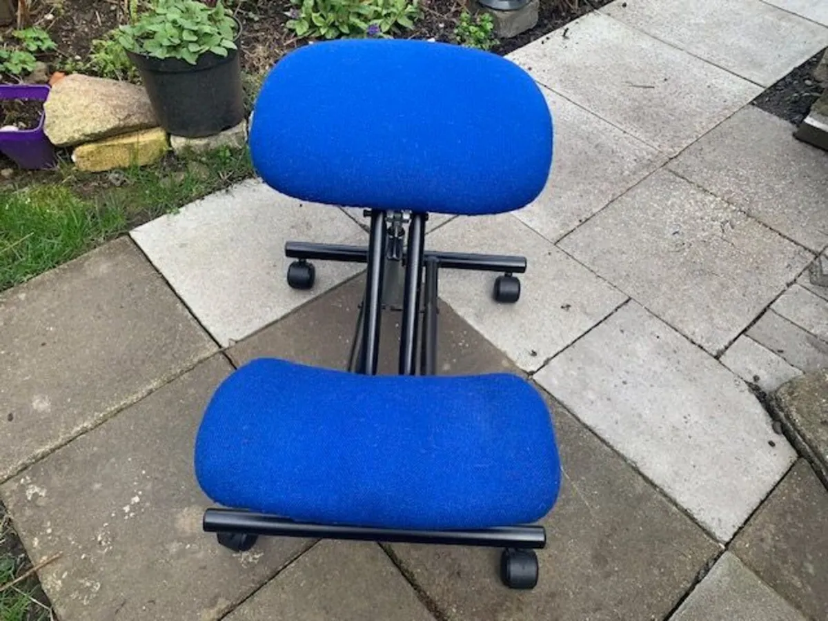 Home office Kneeler - Image 2