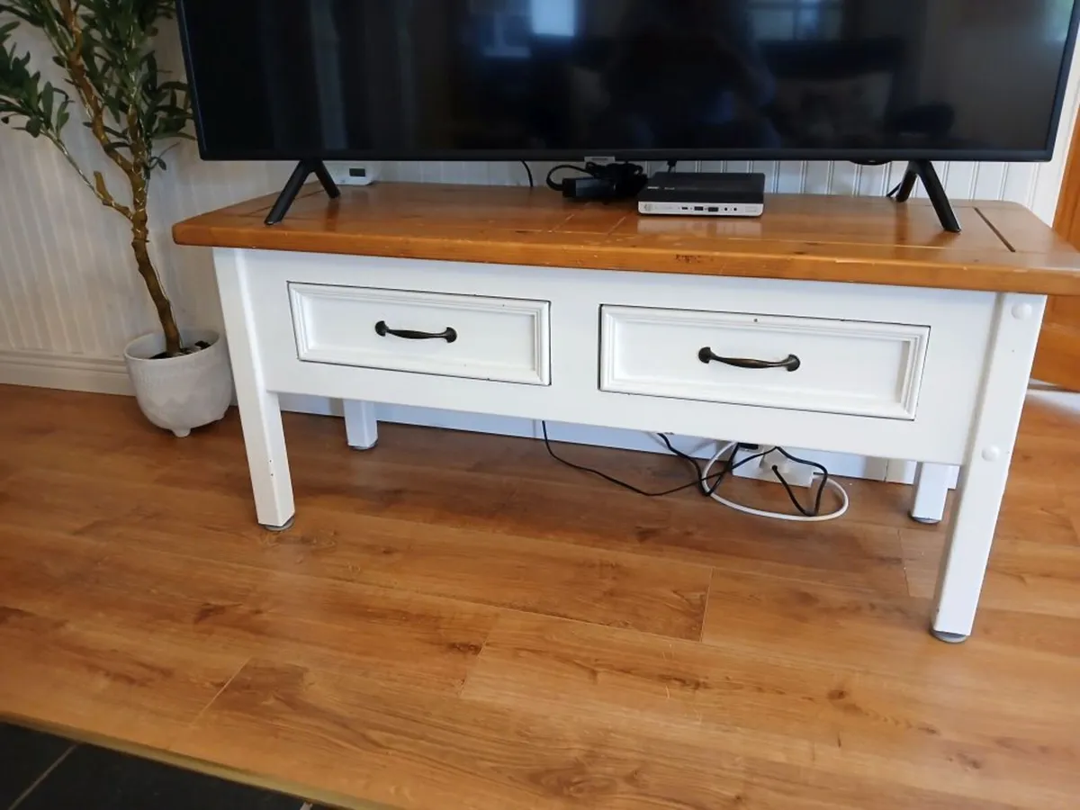 For free! TV Stand unit side table 47 x 18inches - Image 1