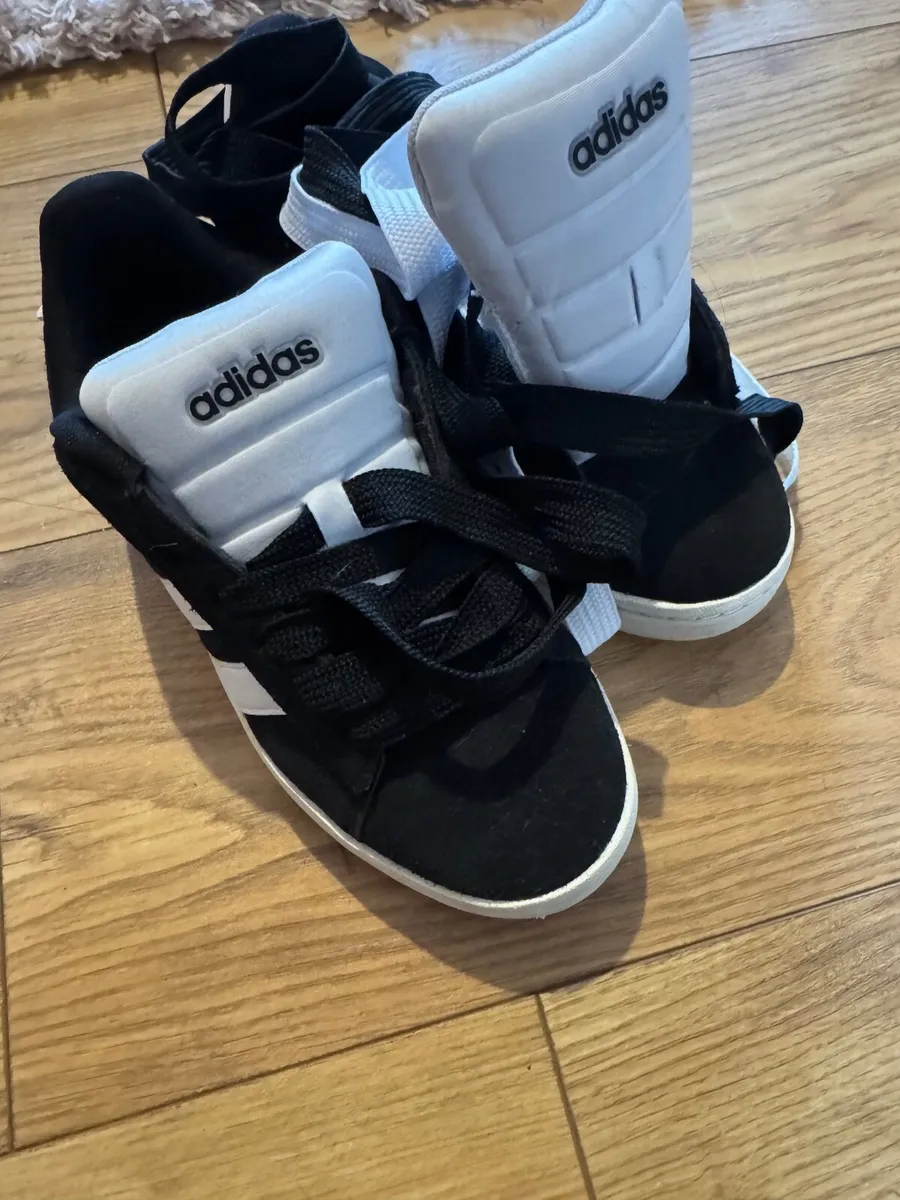 Girls trainers - Image 3