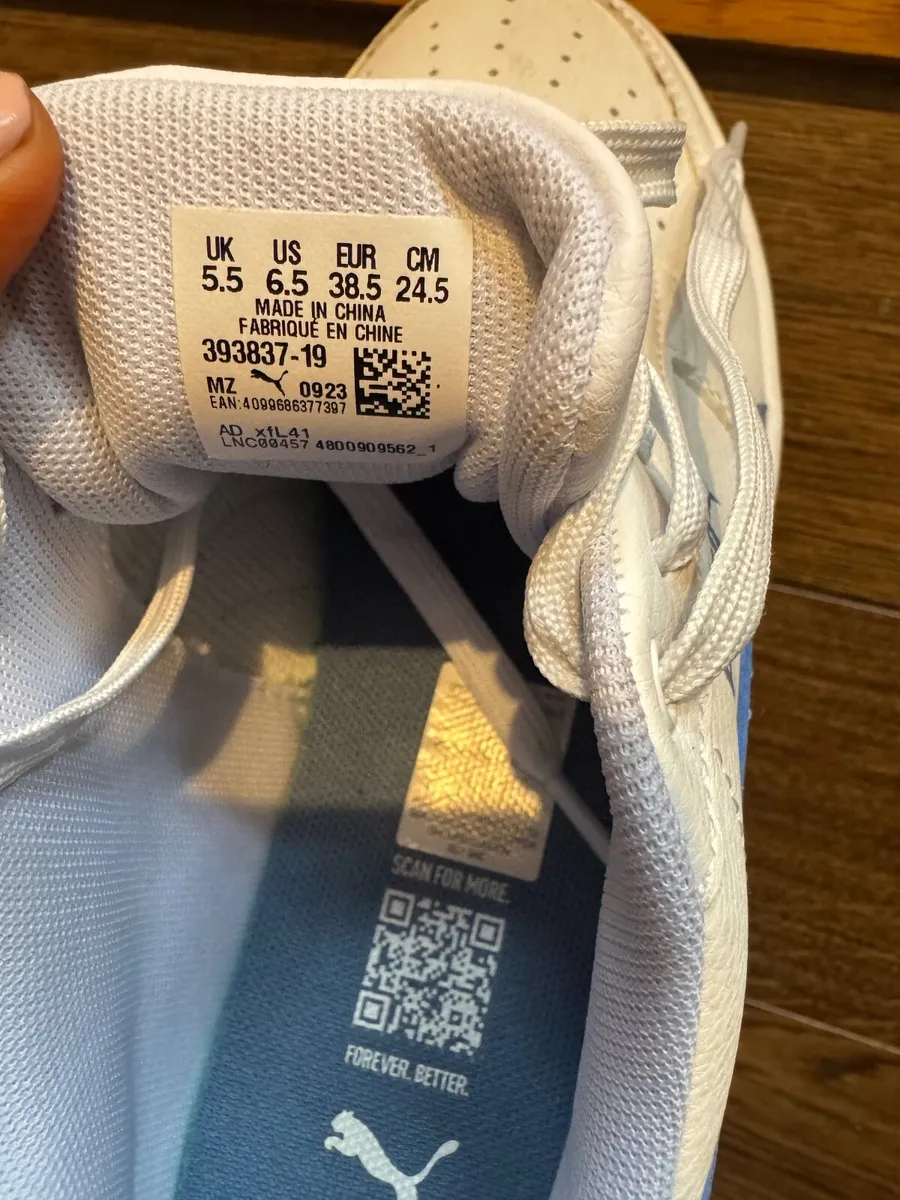 Girls trainers - Image 2