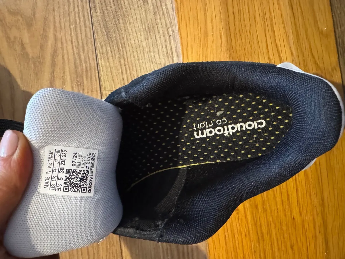 Girls trainers - Image 4