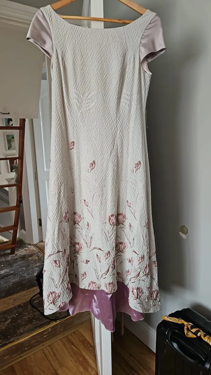 Mother of Bride/Groom - Image 3