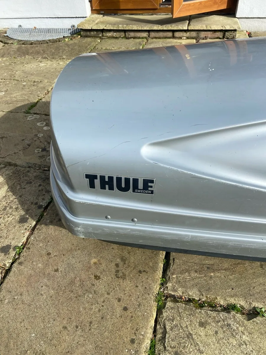 Thule roof Box - Image 1