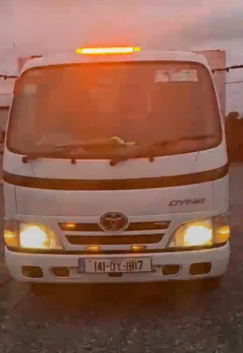 Toyota Dyna 2014 - Image 2