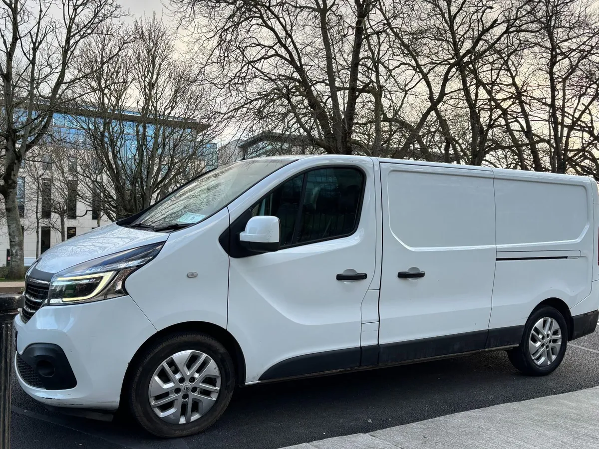 RARE FIND!! Renault Trafic 2020 Automatic - Image 2