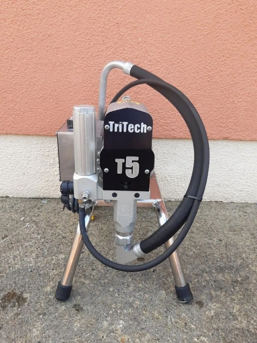 Airless paint sprayer - Image 1