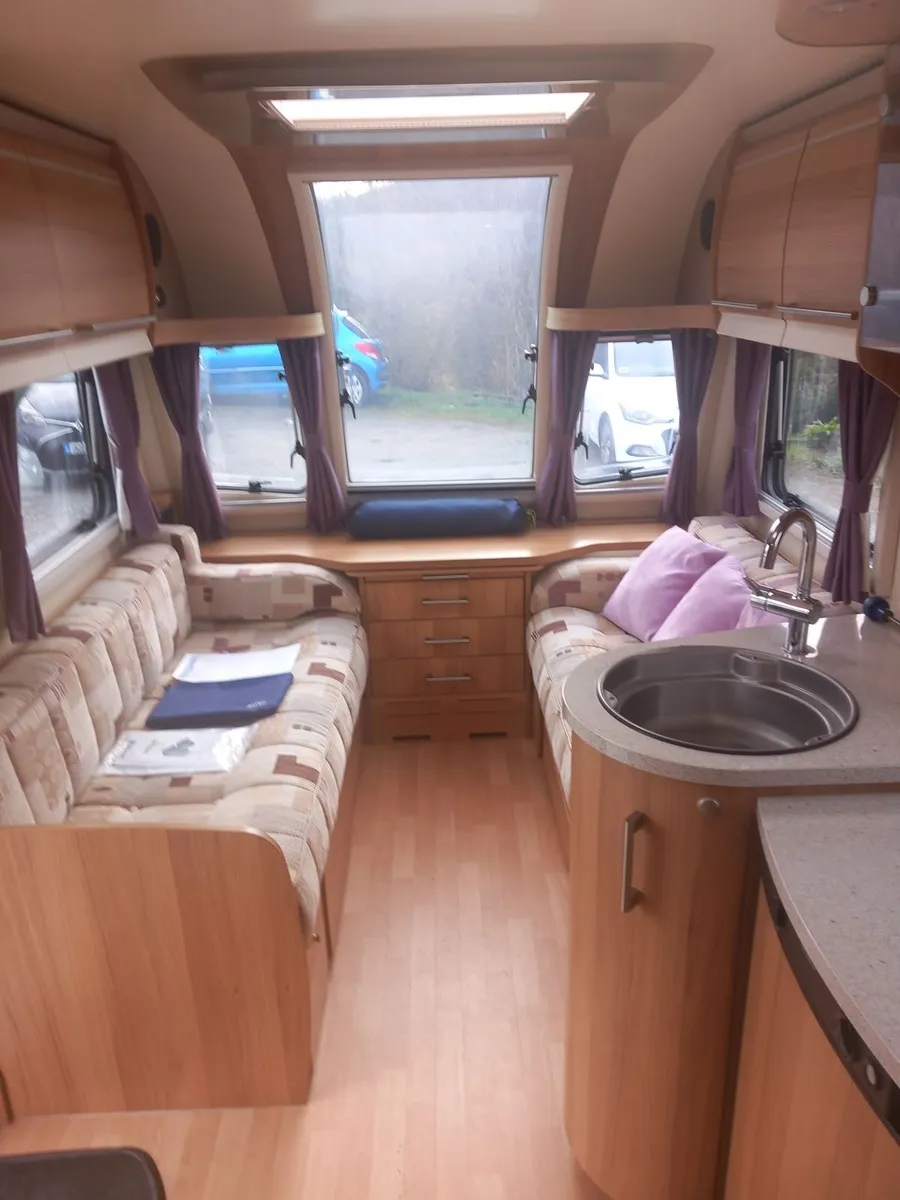 2013 bailey unicorn(4 berth) caravan - Image 4