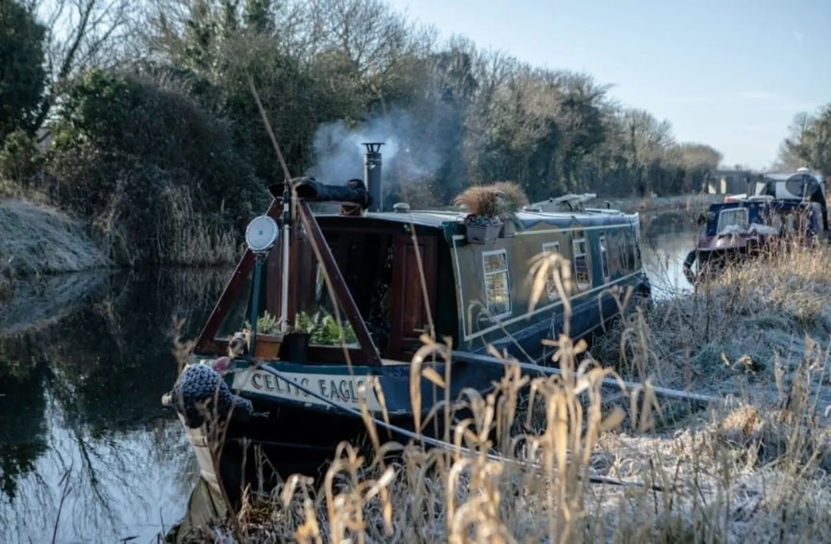 57" Liveaboard Narrow Boat Barge - Image 1