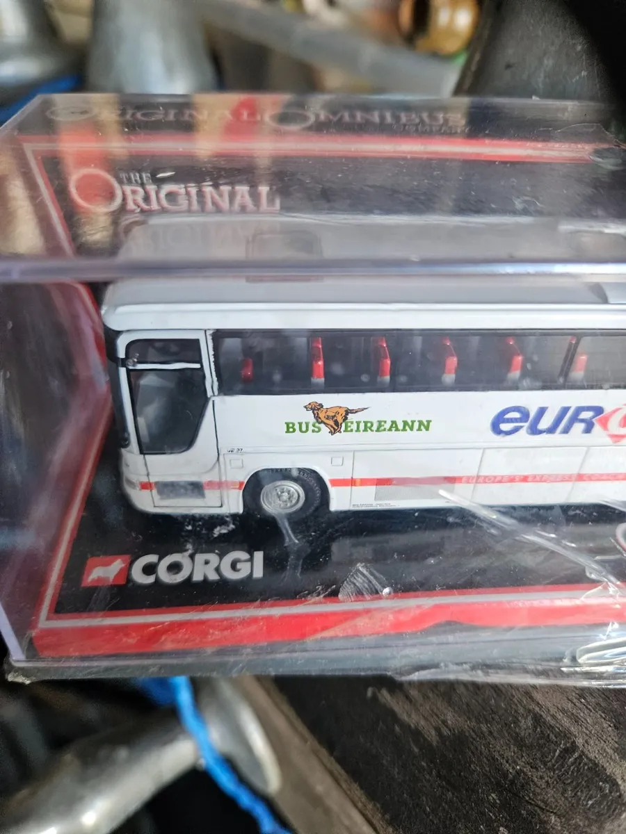 Corgi Bus Eireann Eurolines - Image 2