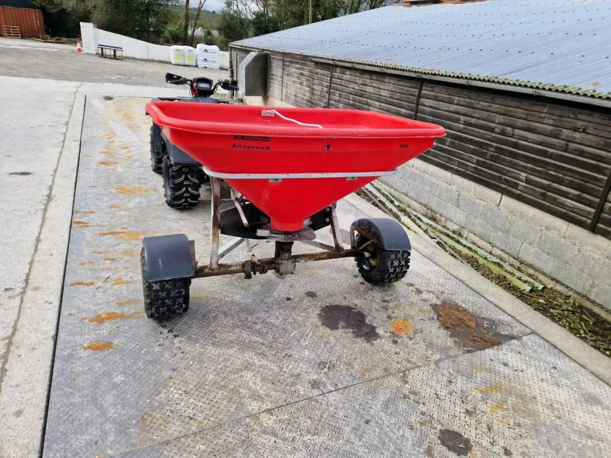 Walco Quad Fertiliser Spreader - Image 1