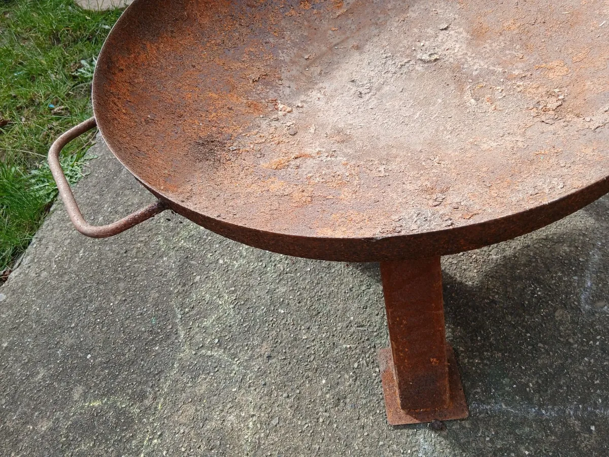 Fire pit - Image 3