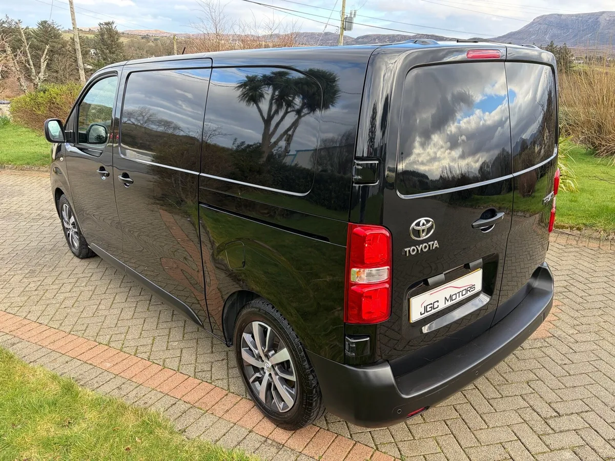 2022 TOYOTA PROACE - Image 3