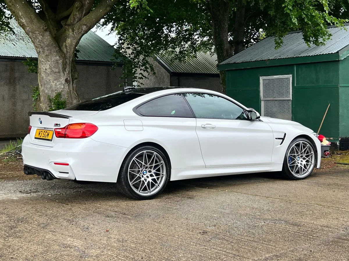2016 BMW M4 Competition DCT - Image 3