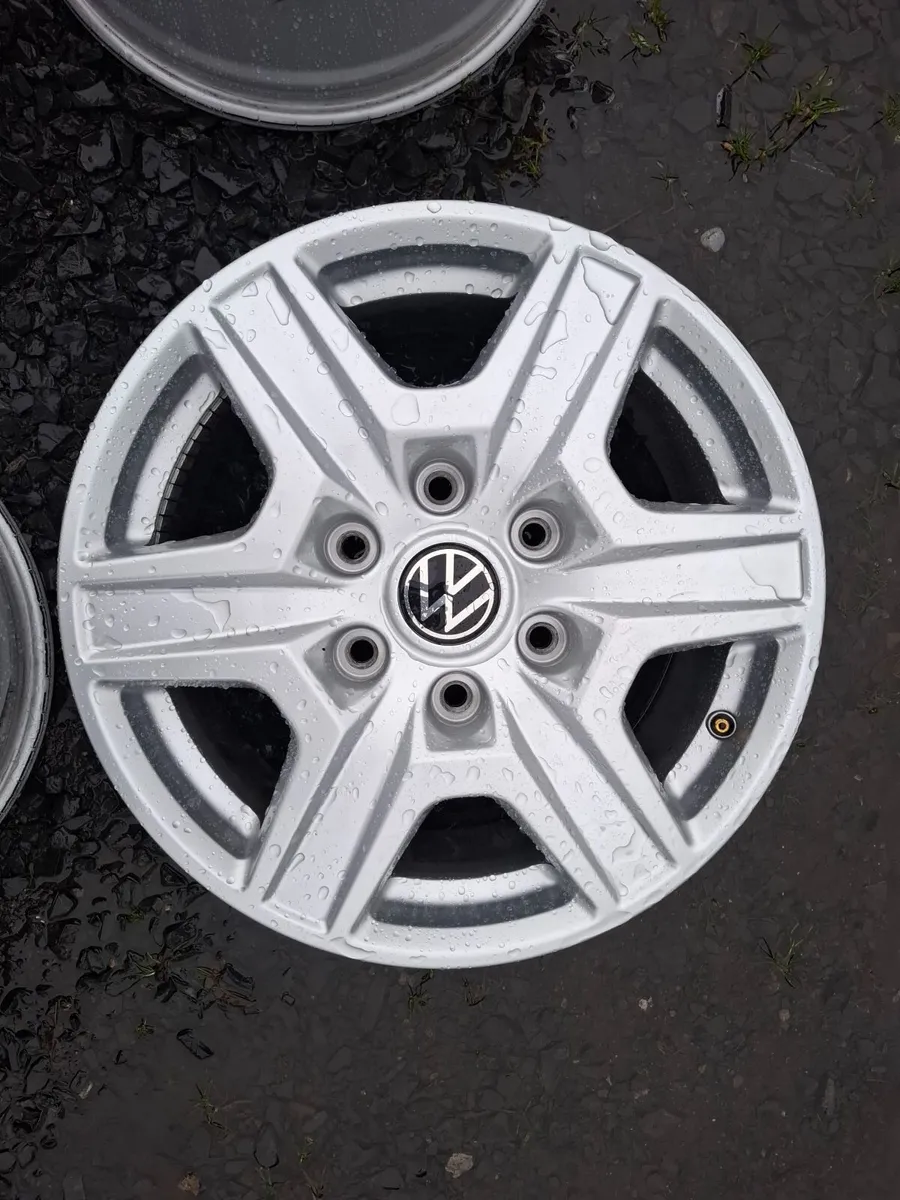 17" Genuine Vw Amarok Alloys - Image 2