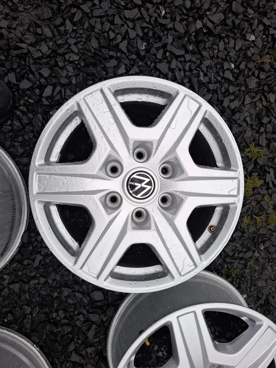 17" Genuine Vw Amarok Alloys - Image 4