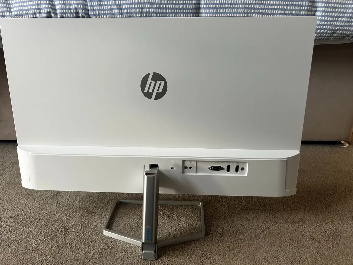 Computer Monitor - Image 2