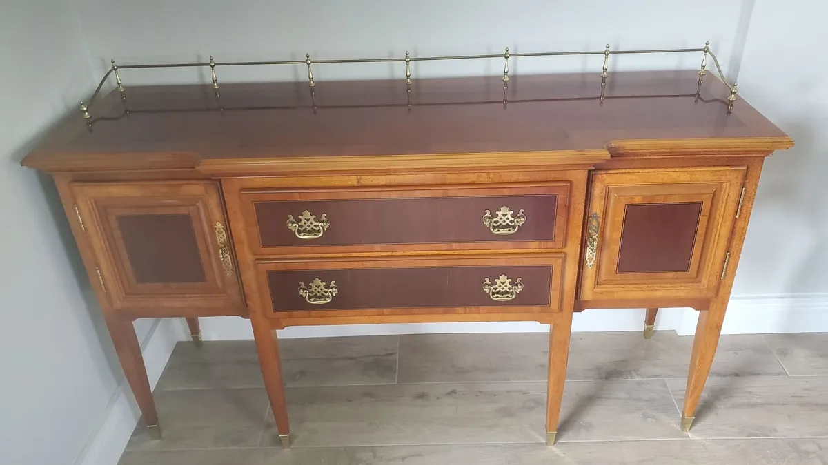 Antique dresser - Image 1